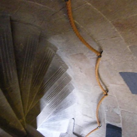 Royal Mile Group Apartments Edinburgh Bagian luar foto