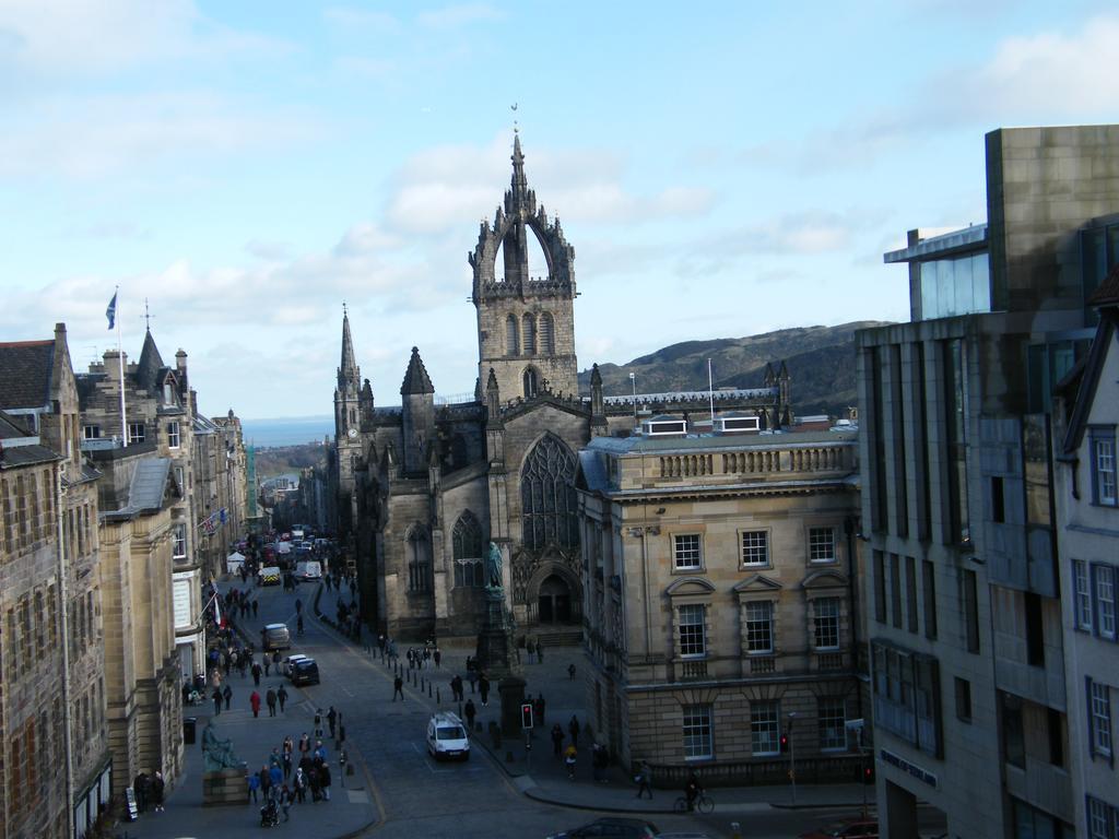 Royal Mile Group Apartments Edinburgh Ruang foto