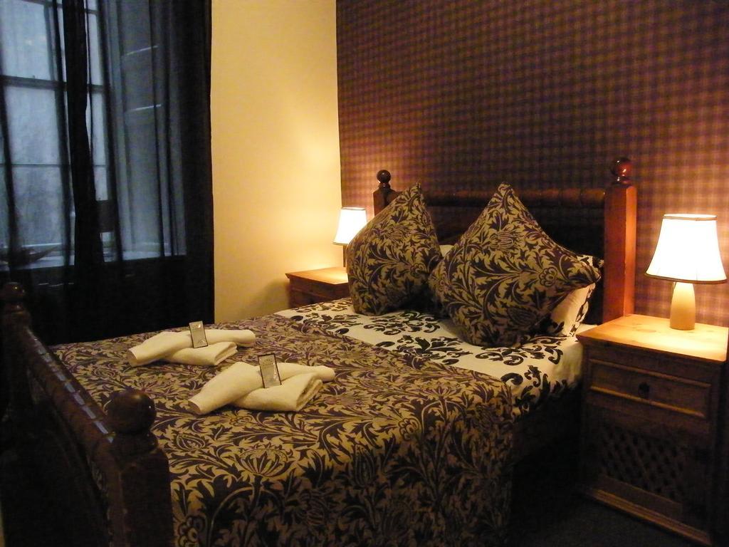 Royal Mile Group Apartments Edinburgh Ruang foto